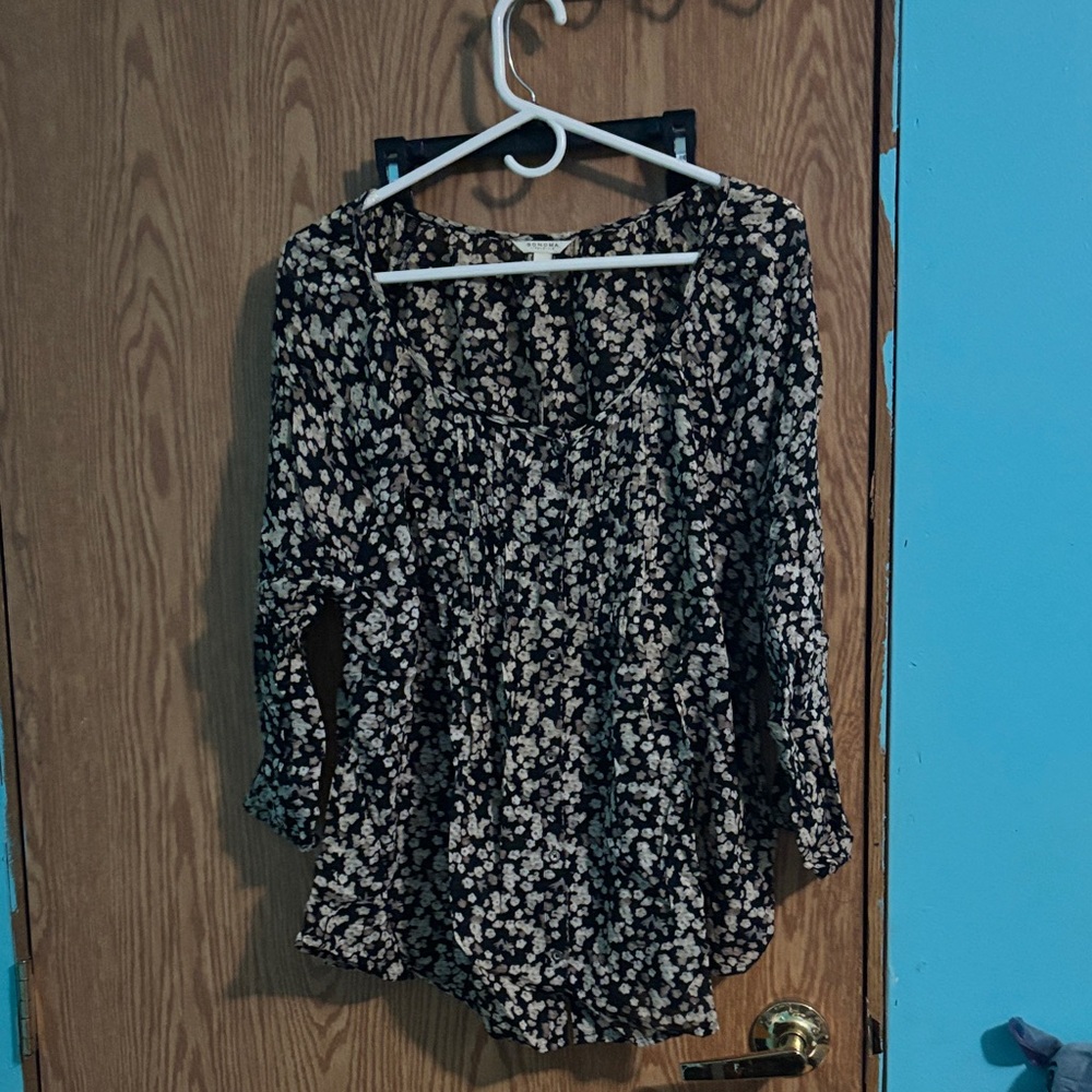 Sonoma Black and White Floral Blouse